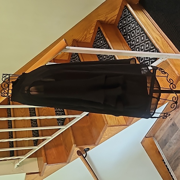 👚MONTEAU BLACK TOP👚 - Picture 5 of 9